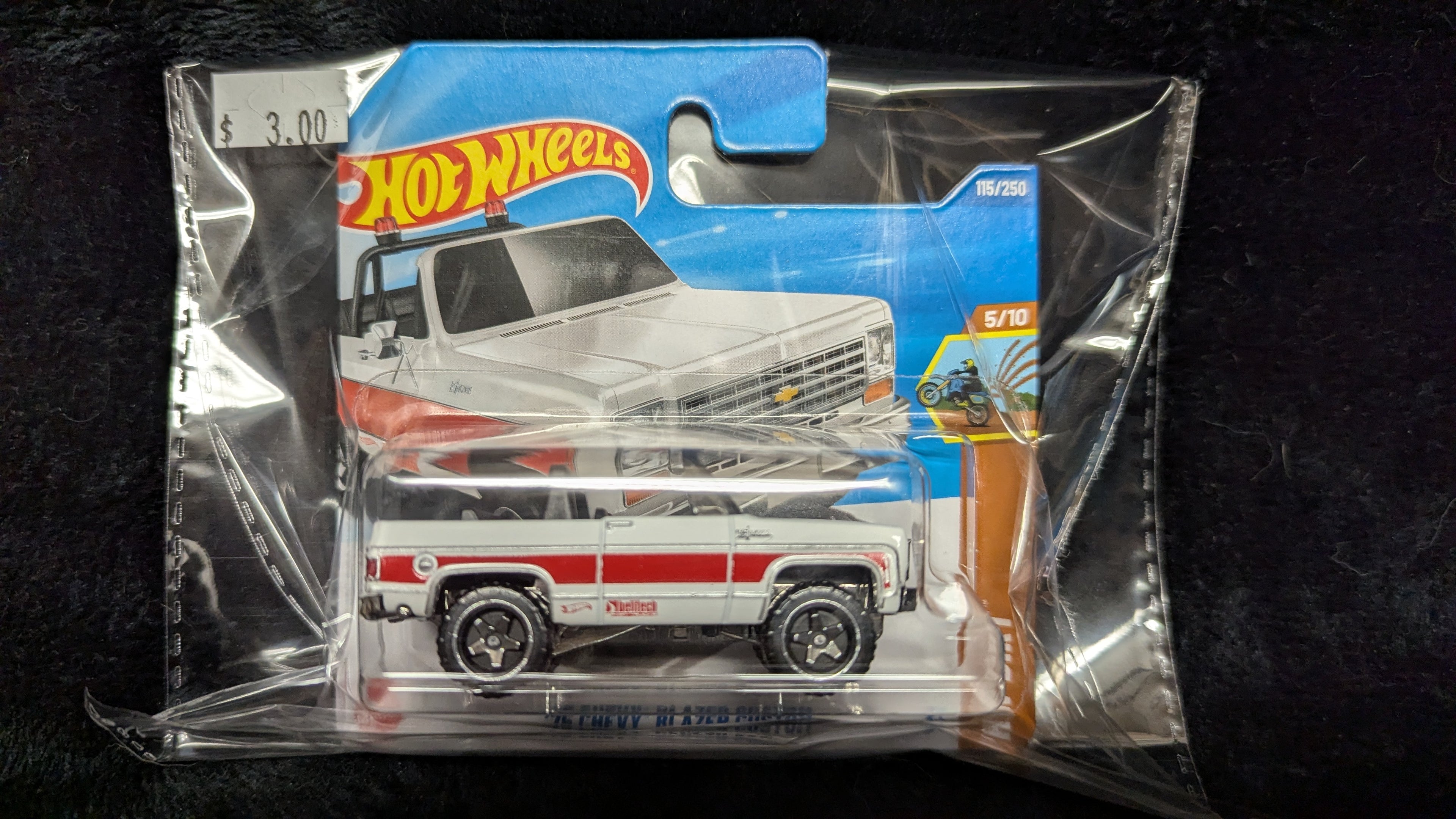 Hot Wheels - 2025 Mainline - 115/250 - '76 Chevy Blazer Custom